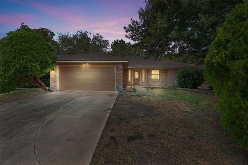 1402 Beth Ln, Round Rock, TX, 78664-3302 | Card Image