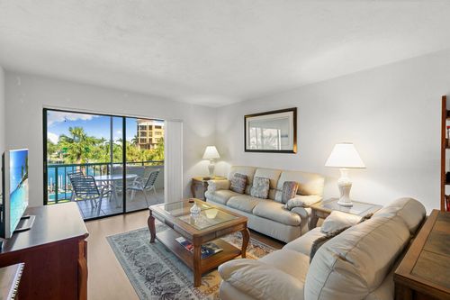 303-1041 Swallow Ave, MARCO ISLAND, FL, 34145-7209 | Card Image