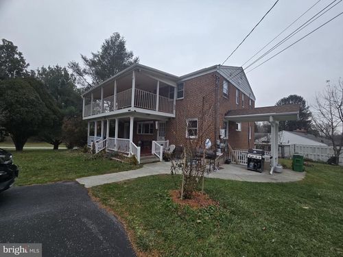 8109 Valley Ln, ELLICOTT CITY, MD, 21043-3667 | Card Image