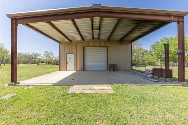 5732 Rose Hill Rd, House other with 2 bedrooms, 2 bathrooms and null parking in Calvert TX | Image 18