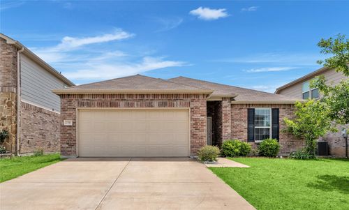 2336 Bermont Red Ln, Fort Worth, TX, 76131-1627 | Card Image