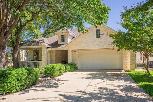 118 Creekview Dr, Fredericksburg, TX, 78624-5427 | Card Image