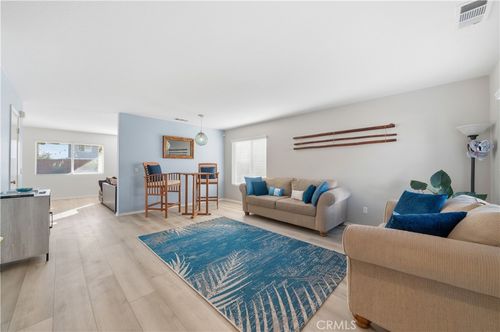 32957 Bonita Mesa St, Temecula, CA, 92592-4333 | Card Image