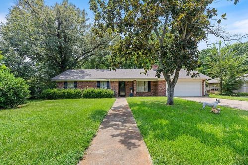 1403 Sanders St, Crockett, TX, 75835-2922 | Card Image