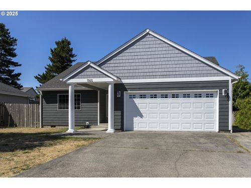1565 8th Ave, Hammond, OR, 97121-9615 | Card Image
