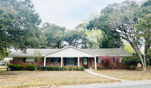 12704 Cambridge Blvd, Ocean Springs, MS, 39564-2625 | Card Image