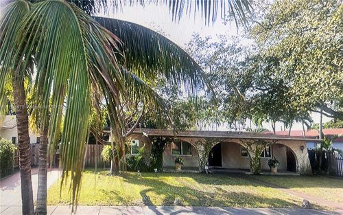 750 E 31st St, Hialeah, FL, 33013-3339 | Card Image