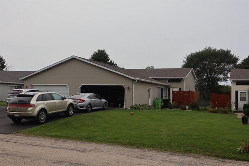 204-206 Eilbes Avenue, Beaver Dam, WI, 53916 | Card Image