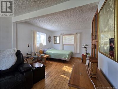 74 1 St Ave, House other with 2 bedrooms, 1 bathrooms and null parking in Moncton NB | Image 3