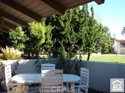 2100 Fuentes, Newport Beach, CA, 92660-4012 | Card Image