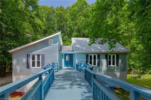 105 Devon Rd, Jamestown, NC, 27282-9771 | Card Image