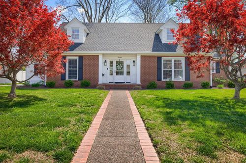 2046 Fernwood Dr, Owensboro, KY, 42301-3414 | Card Image