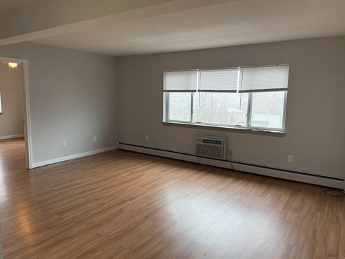 apt-301-41 Washington St, Bristol, CT, 06010-5463 | Card Image