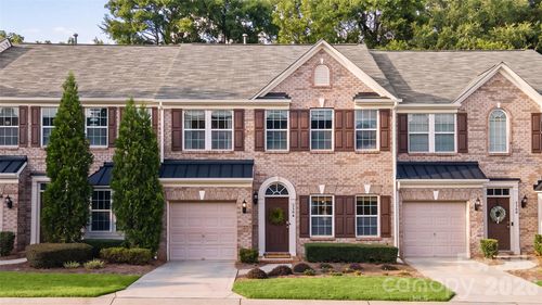3304 Park South Station Blvd, Charlotte, NC, 28210-4459 | Card Image