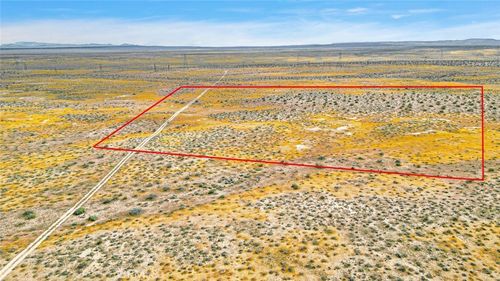 49019133 Powerline Road, Kramer Junction, CA, 93516 | Card Image