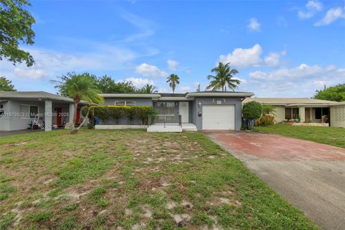 80 Ne 48th St, Oakland Park, FL, 33334-1508 | Card Image