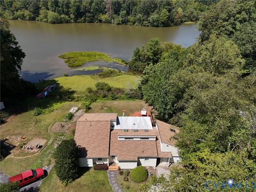 7710 Lake Shore Dr, North Chesterfield, VA, 23235-5214 | Card Image