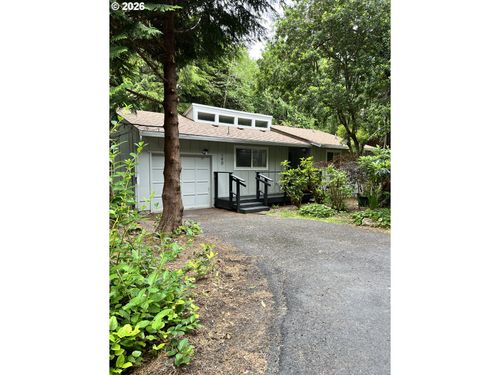 190 Sw The Pines Dr, Depoe Bay, OR, 97341-9515 | Card Image