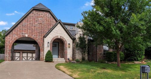 1517 Station St, Edmond, OK, 73034-0891 | Card Image