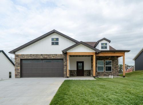 779 Vine Dr, Holts Summit, MO, 65043-4401 | Card Image
