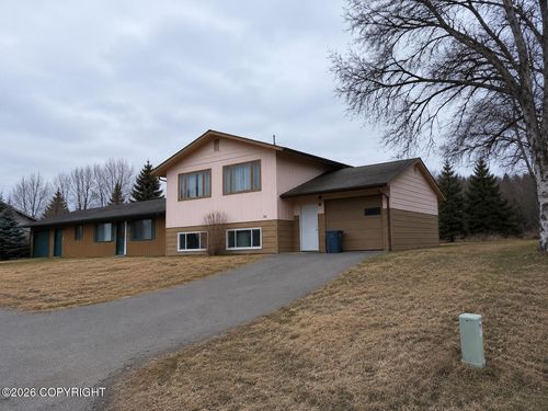 302 Sterling Ct, Kenai, AK, 99611-6844 | Card Image