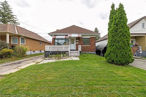 263 E 8th St, Hamilton, ON, L9A3M1 | Card Image