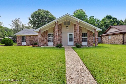 113 Gettysburg Circle, Ocean Springs, MS, 39564 | Card Image
