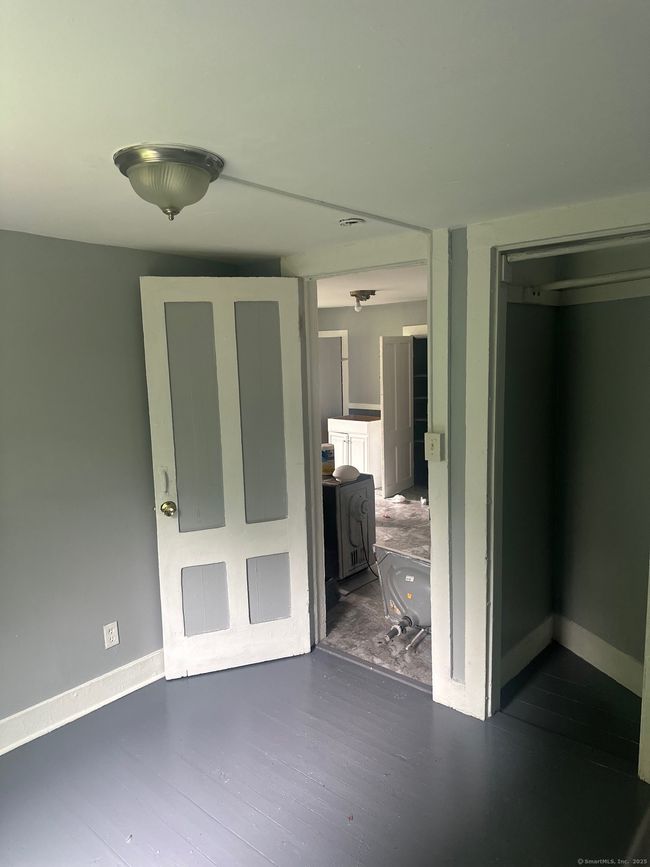 57 Chapman St, Home with 7 bedrooms, 3 bathrooms and null parking in Willimantic CT | Image 7