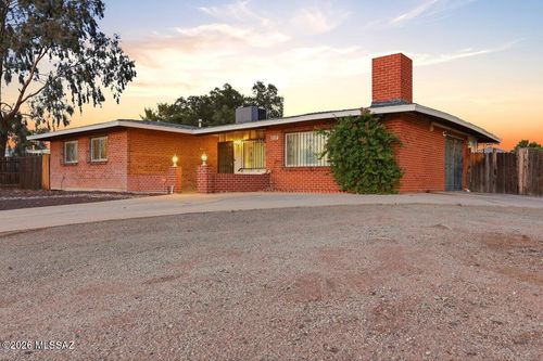 2127 S Avenida Planeta, Tucson, AZ, 85710-5413 | Card Image