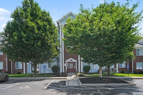 305-1172 Retriever Way, Florence, KY, 41042-6510 | Card Image