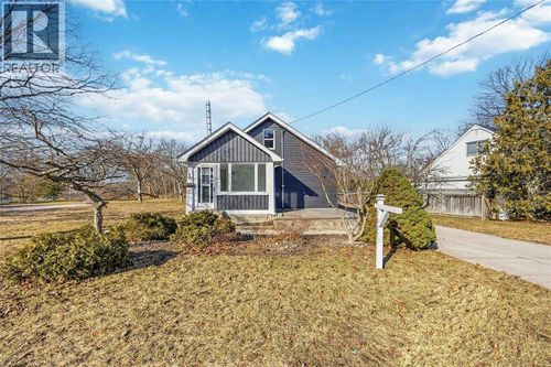 1027 Colborne Rd, Sarnia, ON, N7V3K6 | Card Image