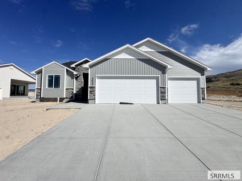3040 Alexandre Dr, Pocatello, ID, 83204-1078 | Card Image
