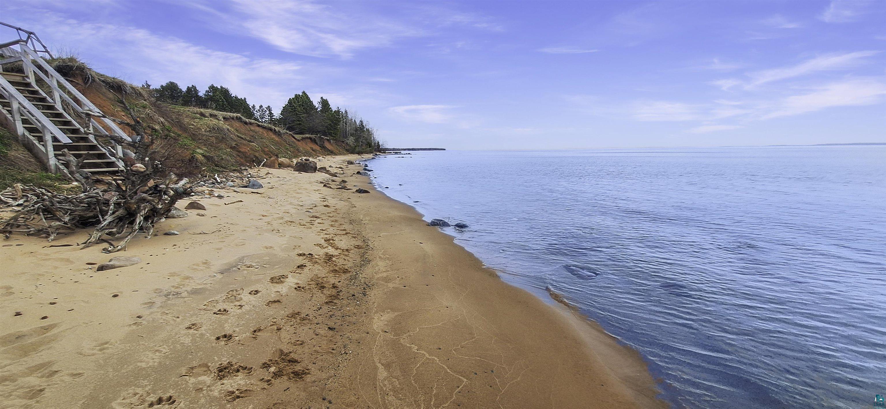 Land in La Pointe 3
