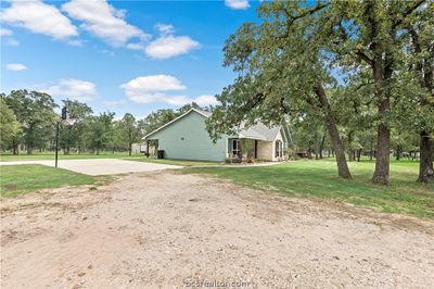 8096 County Road 165, House other with 3 bedrooms, 2 bathrooms and null parking in Iola TX | Image 3