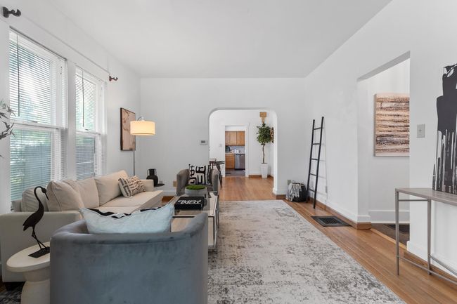 808 W Green St, House other with 5 bedrooms, 2 bathrooms and 2 parking in Champaign IL | Image 9