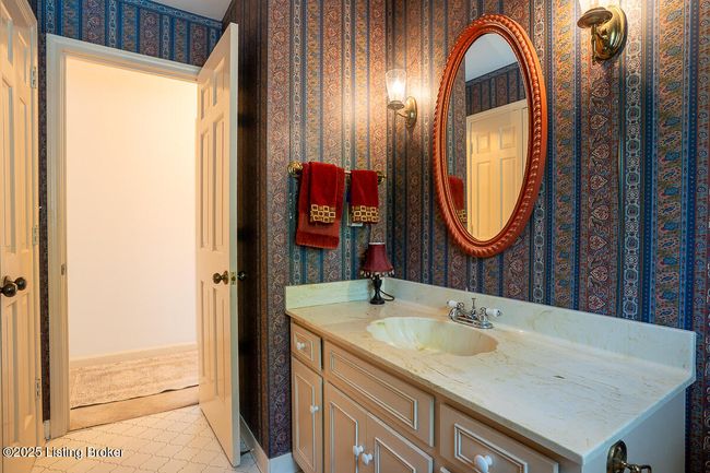 1824 Knollwood Rd, House other with 4 bedrooms, 3 bathrooms and null parking in Louisville KY | Image 23