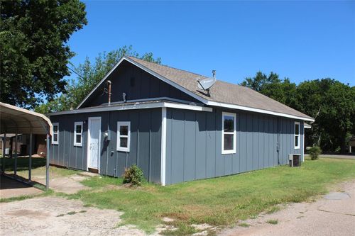 411 W 2nd St, Wellston, OK, 74881-9434 | Card Image