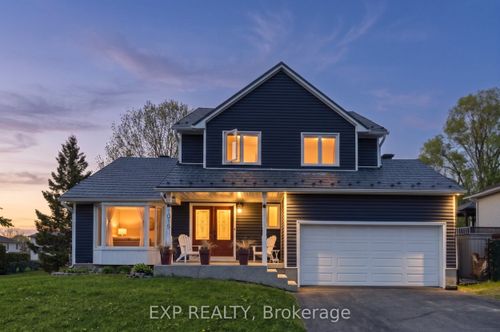 1015 Belvedere Ave, Rockland, ON, K4K1H3 | Card Image