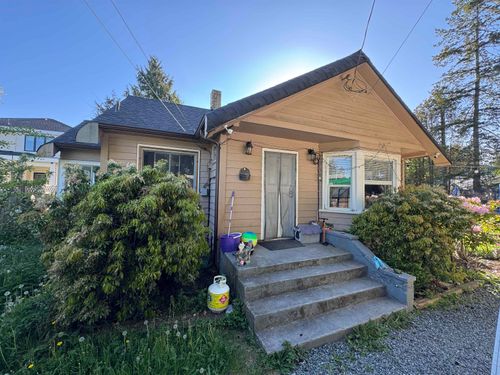 2127 King George Blvd, Surrey, BC, V4A5A3 | Card Image