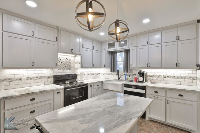 750 Peake St, House other with 2 bedrooms, 2 bathrooms and null parking in Abilene TX | Image 4