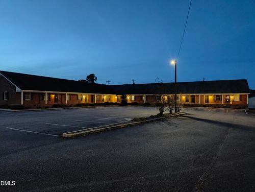 3094-30483094 Sunset Ave, Rocky Mount, NC, 27804-3647 | Card Image