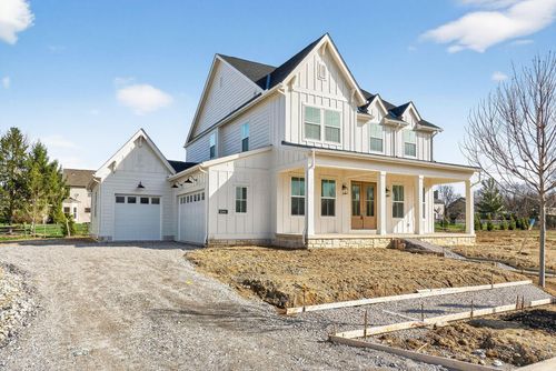 3299 Briarwood Ln, Lewis Center, OH, 43035-3300 | Card Image