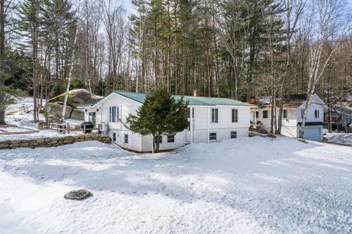 48 Tara Dr, Saranac Lake, NY, 12983-2428 | Card Image