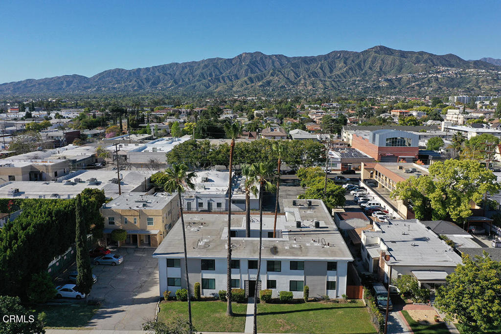 Residential Income in Glendale 2