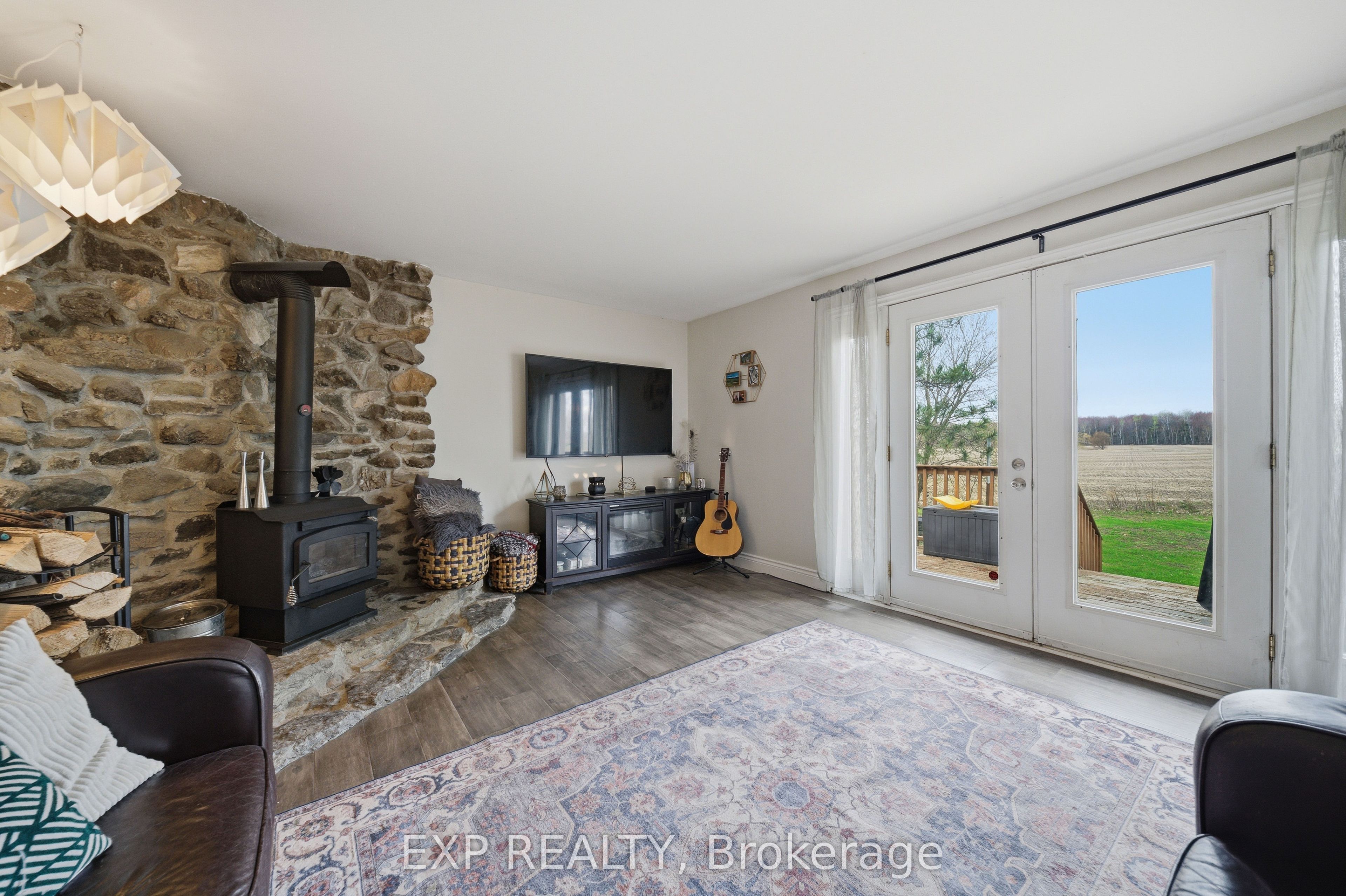 Residential in Greely - Metcalfe - Osgoode - Vernon and Area 5