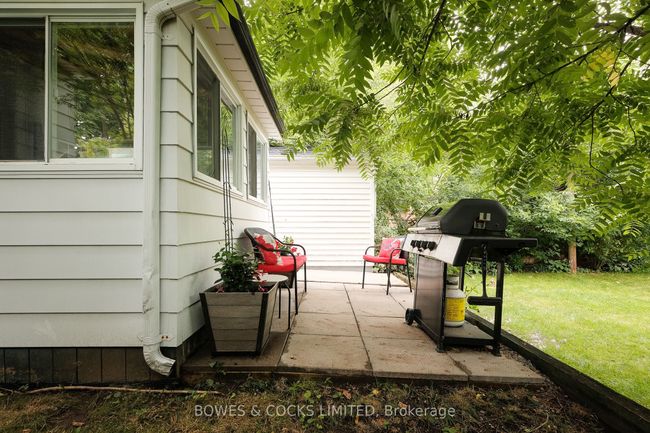 717 3 Rd Ave, House other with 3 bedrooms, 2 bathrooms and 2 parking in Peterborough ON | Image 33