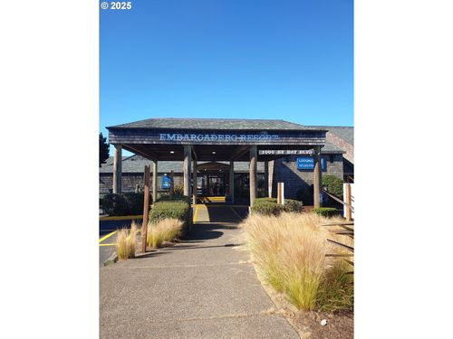 404-1000 Se Bay Blvd, Newport, OR, 97365-4201 | Card Image