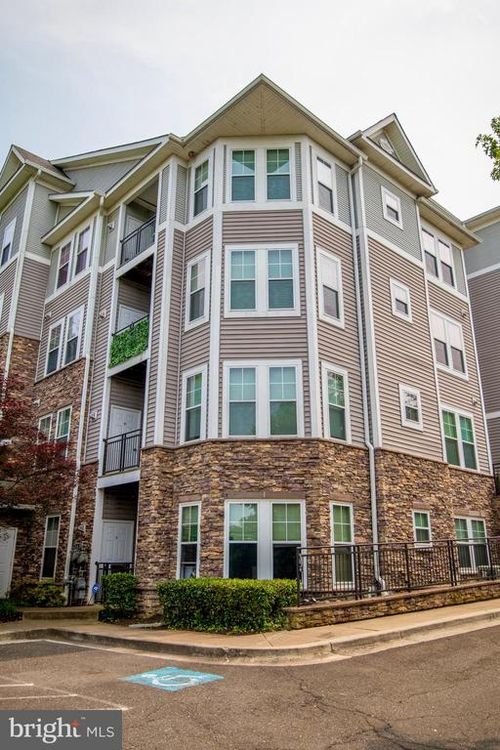 apt-301-1301 Karen Blvd, CAPITOL HEIGHTS, MD, 20743-4623 | Card Image