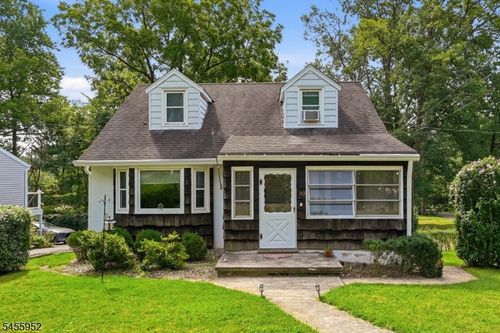 80 Reinman Rd, Warren, NJ, 07059-5766 | Card Image
