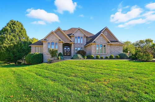 7246 Southampton Ln, West Chester, OH, 45069-8540 | Card Image